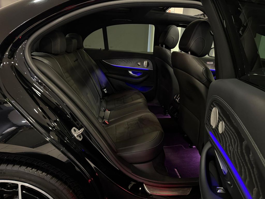 Mercedes-Benz E 300 2022