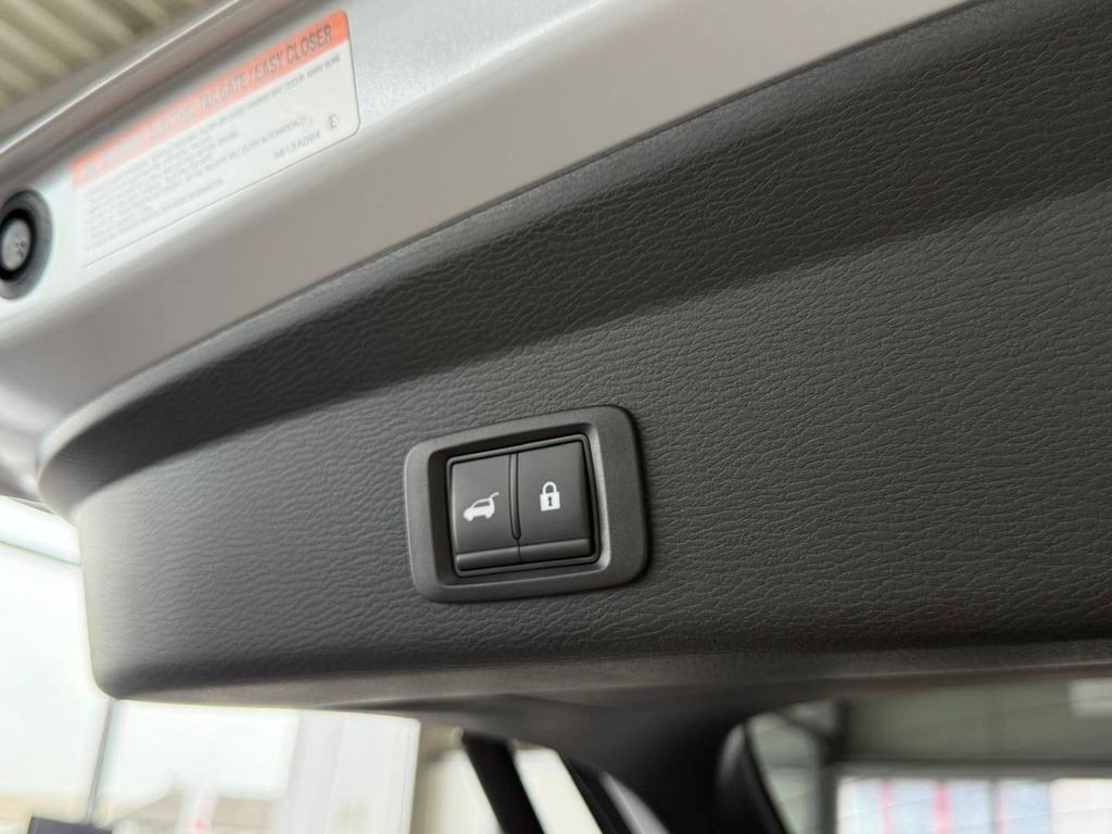 Mitsubishi Outlander 2025