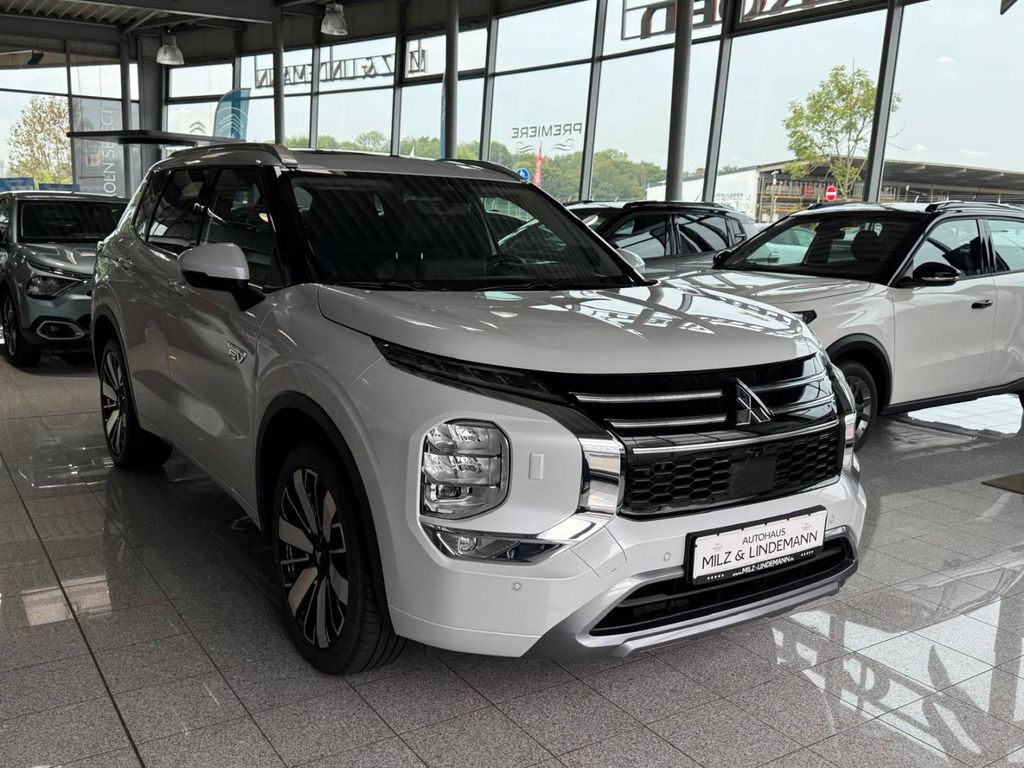 Mitsubishi Outlander 2025