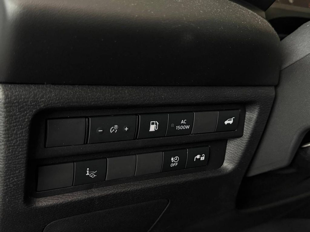 Mitsubishi Outlander 2025