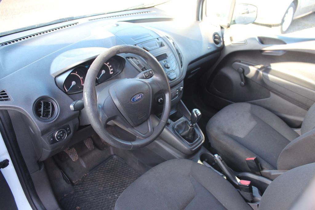 Ford Transit Courier 2019