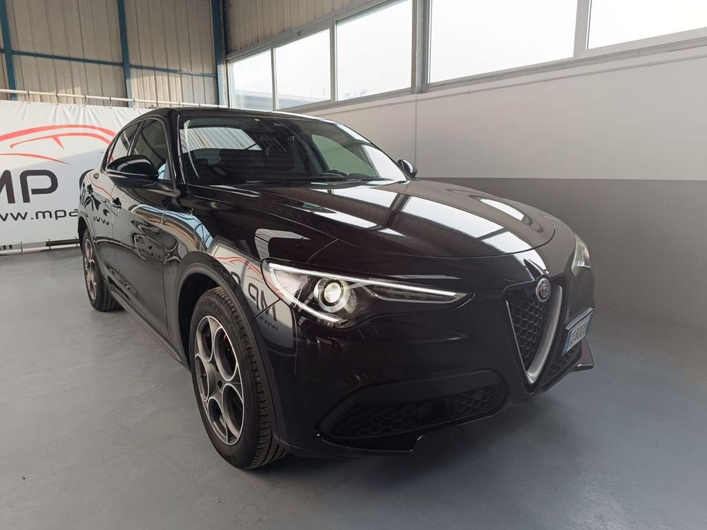 Alfa Romeo Stelvio 2021