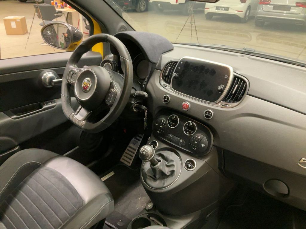 Abarth 595 Competizione 2021
