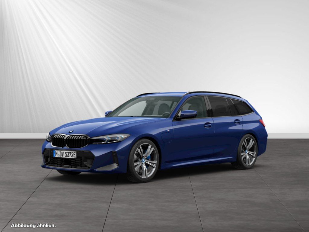 BMW 330 2024