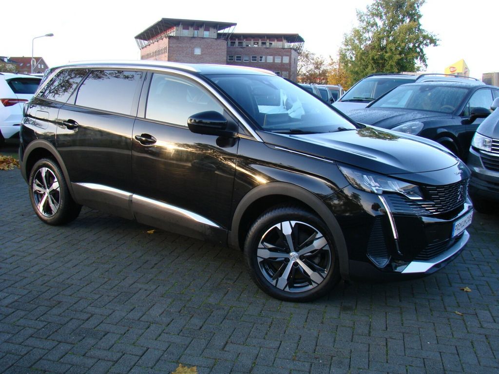 Peugeot 5008 2022