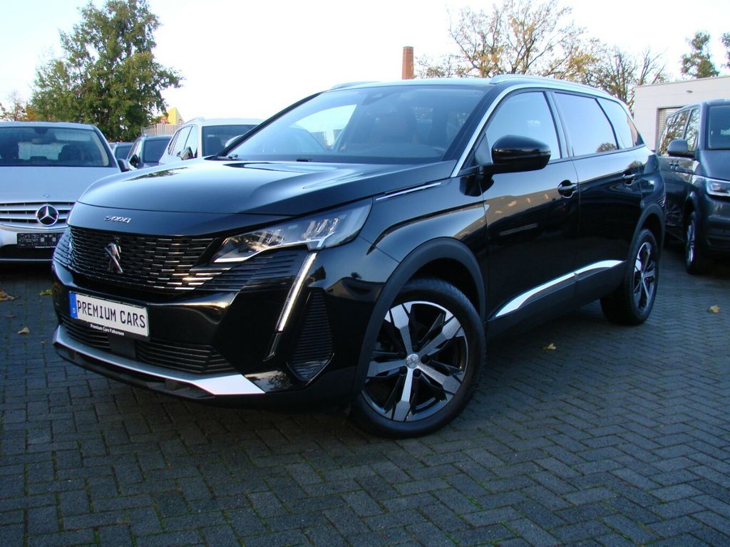 Peugeot 5008 2022