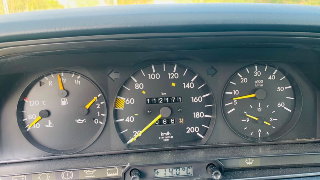 Mercedes-Benz 190 1987