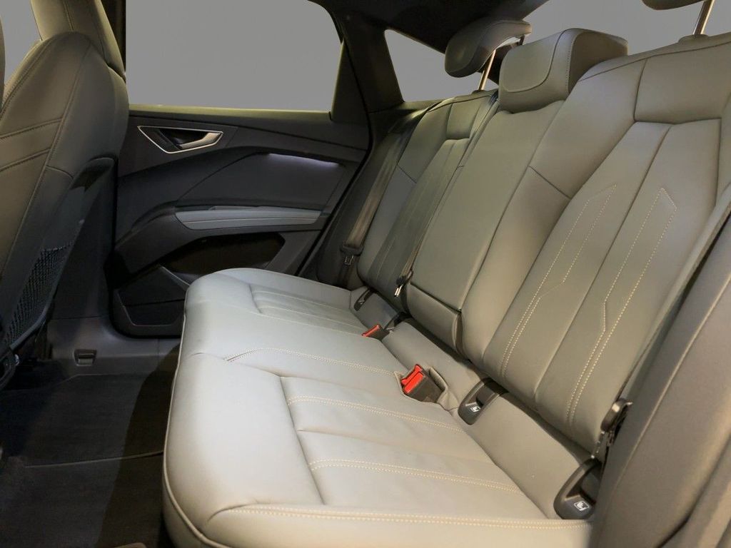 Audi Q4 e-tron 2023