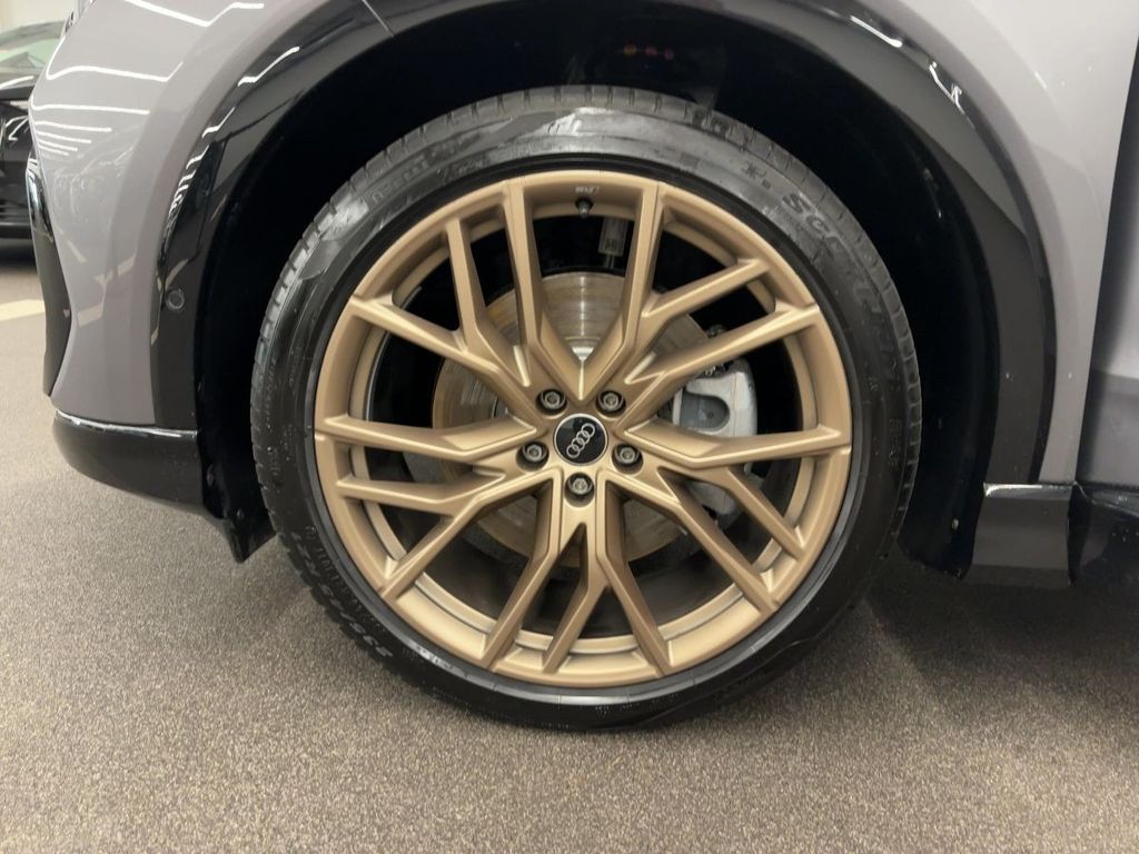 Audi Q4 e-tron 2023