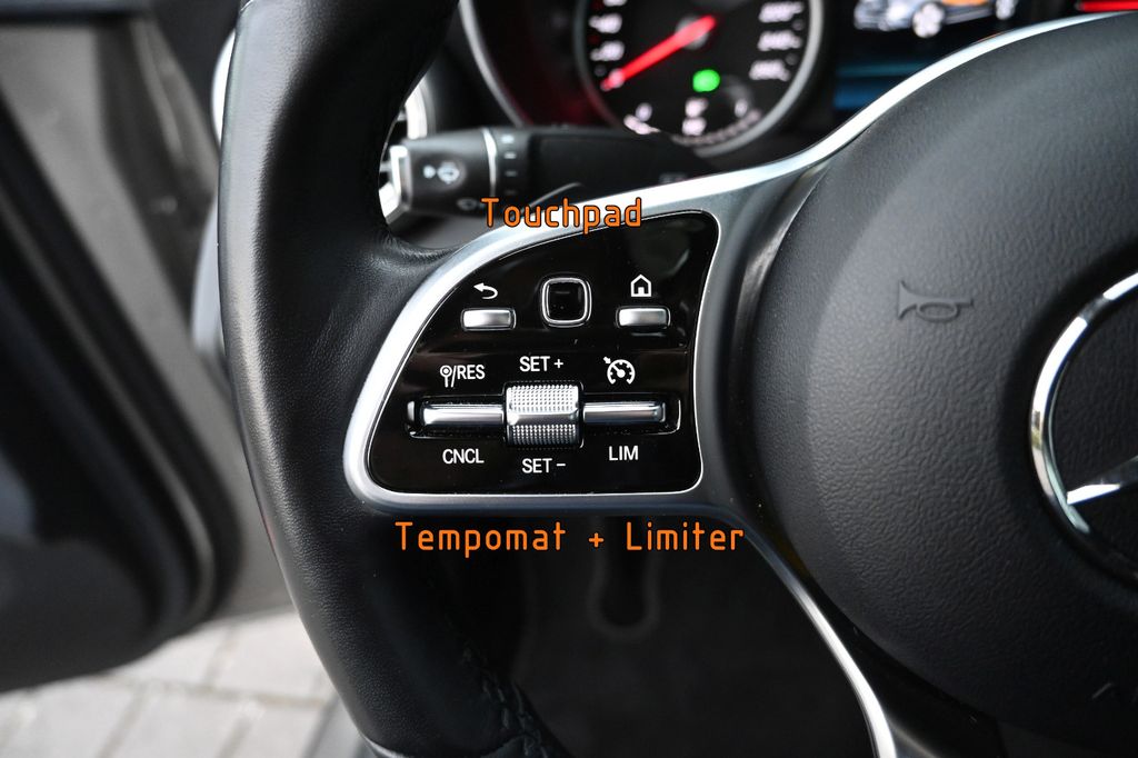 Mercedes-Benz GLC 300 2022