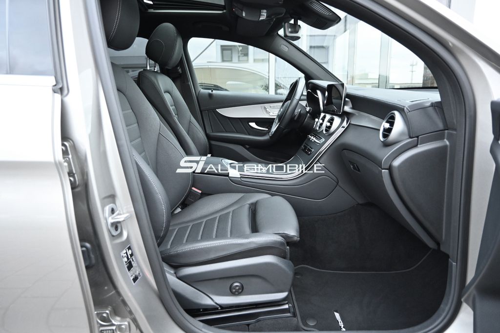 Mercedes-Benz GLC 300 2022