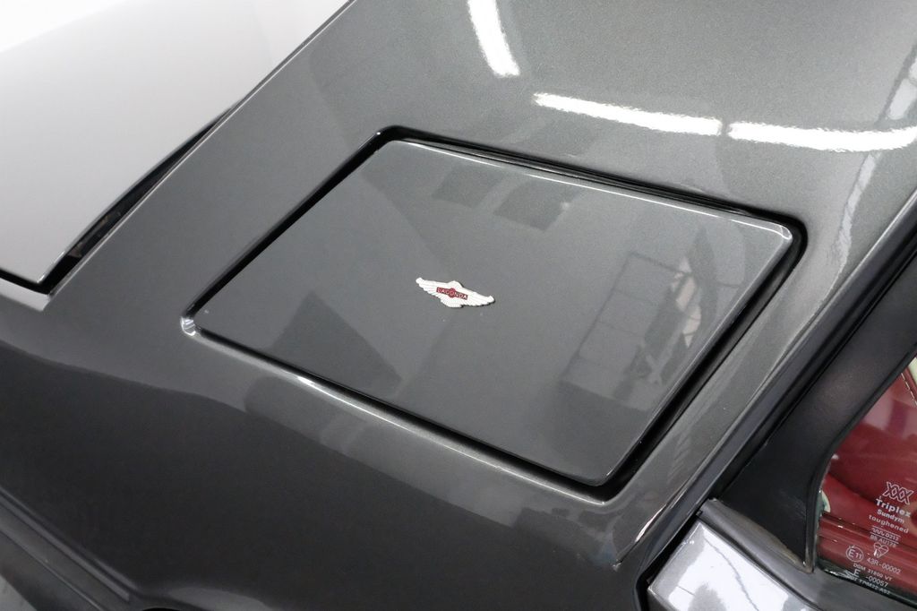 Aston Martin Lagonda 1986