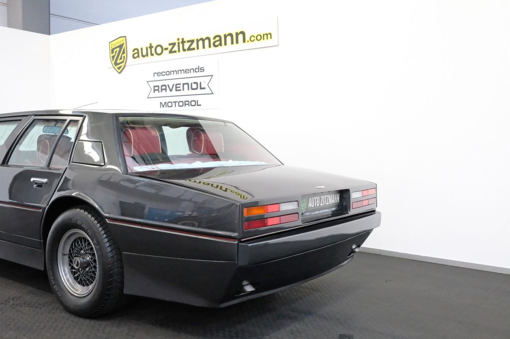 Aston Martin Lagonda 1986