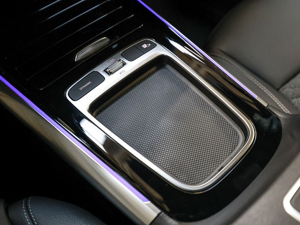 Mercedes-Benz GLA 180 2025