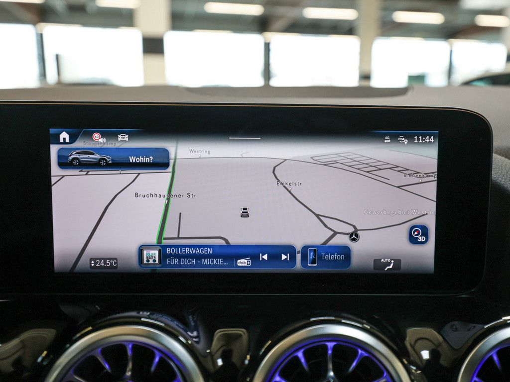 Mercedes-Benz GLA 180 2025