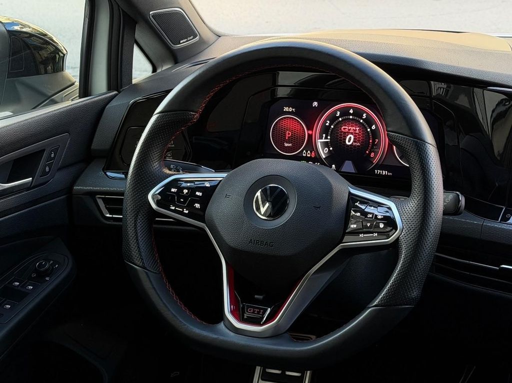 Volkswagen Golf 2023