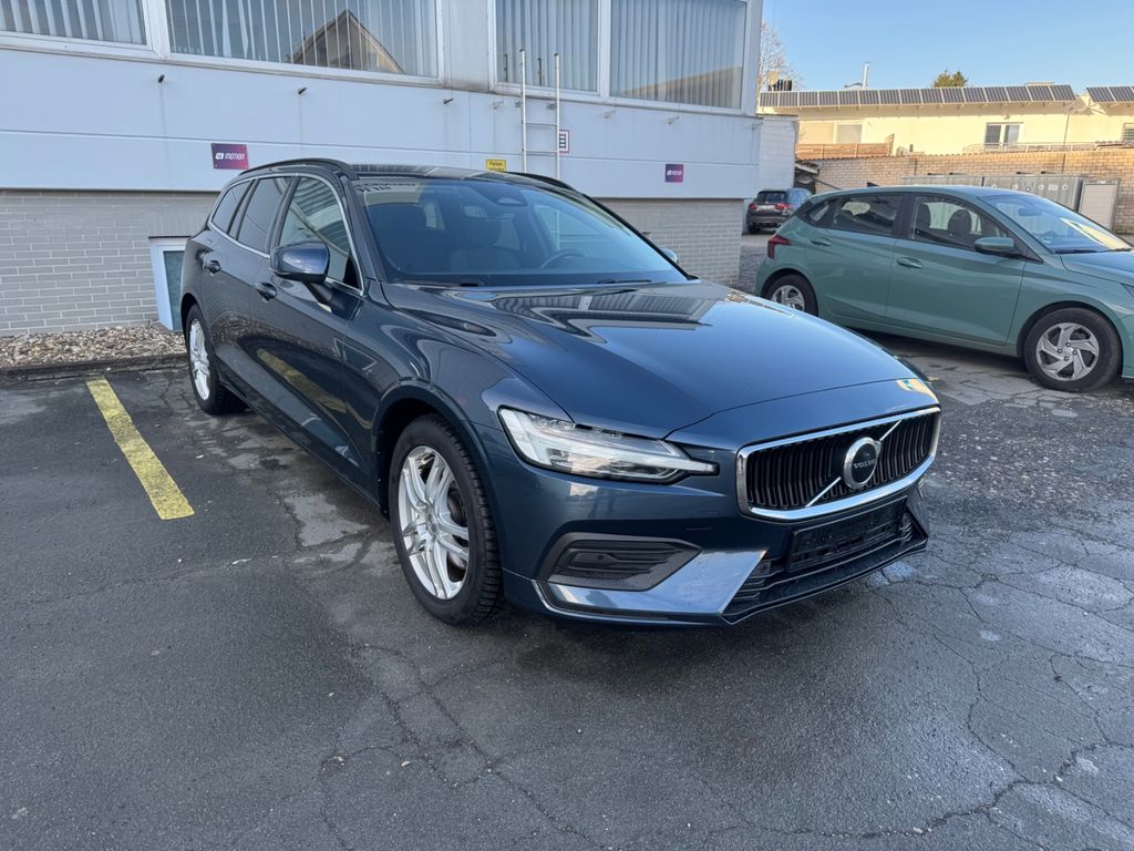 Volvo V60 2022