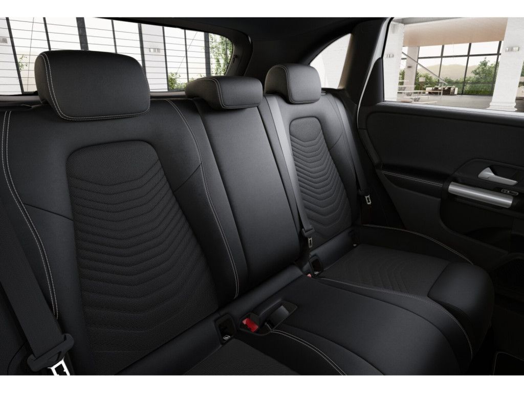 Mercedes-Benz B 250 2025