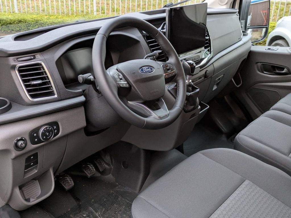 Ford Transit 2025