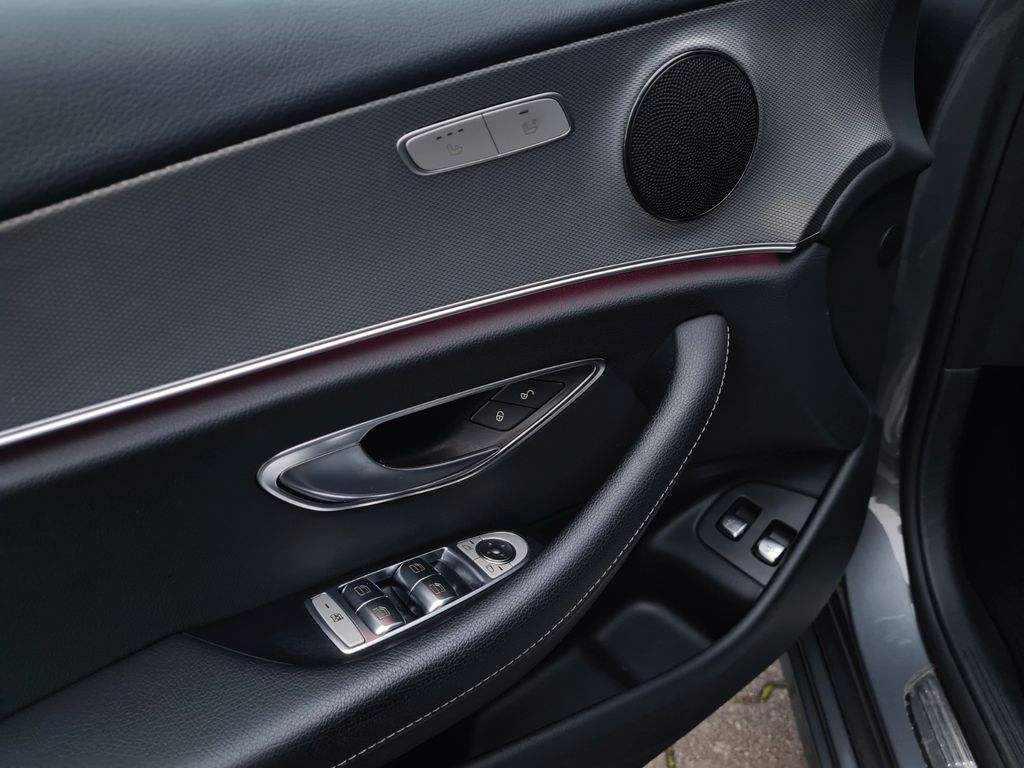 Mercedes-Benz E 300 2020