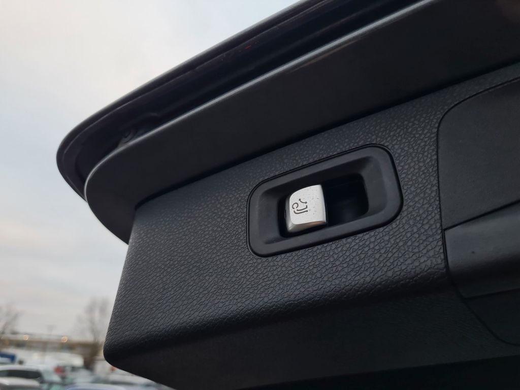 Mercedes-Benz E 300 2020