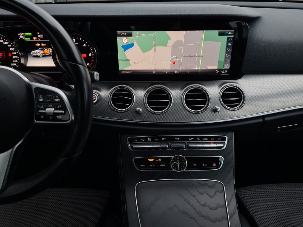 Mercedes-Benz E 300 2020