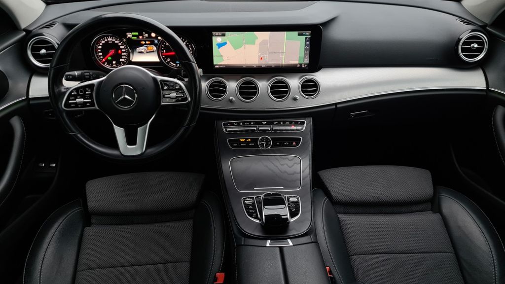 Mercedes-Benz E 300 2020