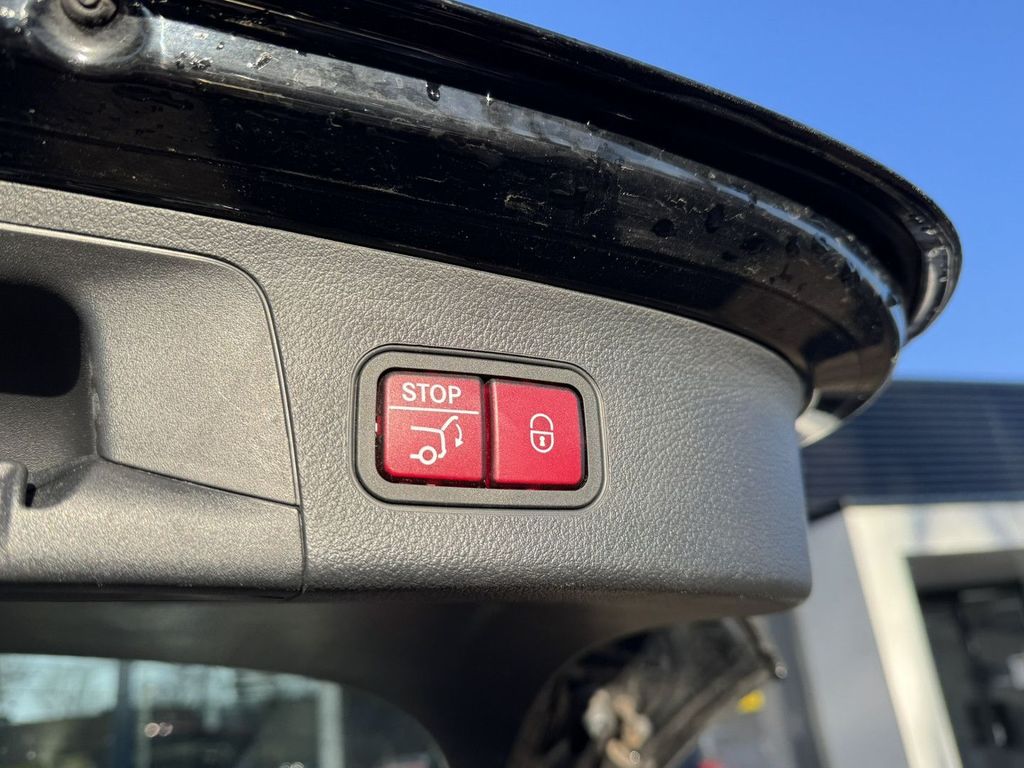 Mercedes-Benz EQA 2021