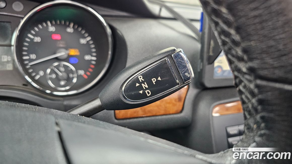 Mercedes-Benz R-Class 2006