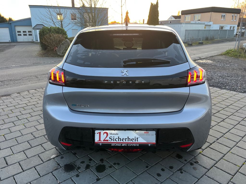 Peugeot 208 2023