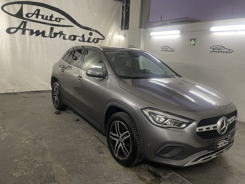 Mercedes-Benz GLA 200 2023