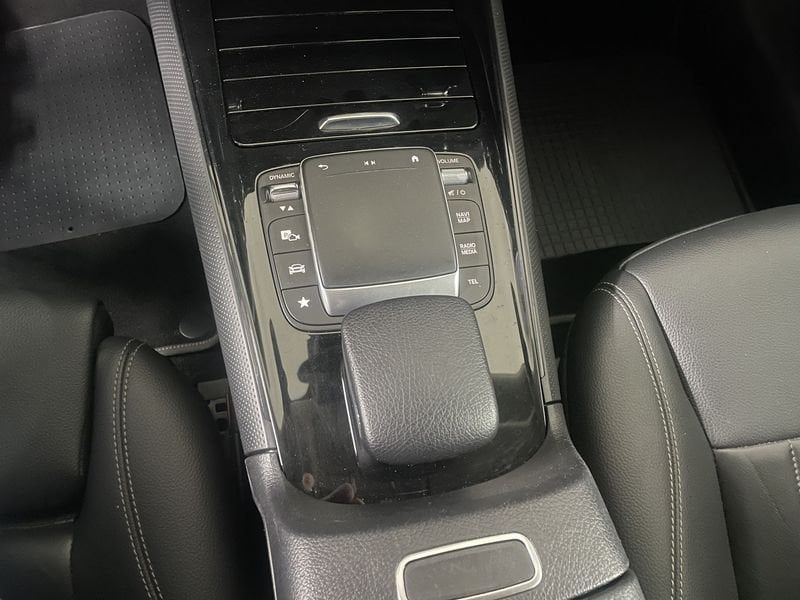 Mercedes-Benz GLA 200 2023