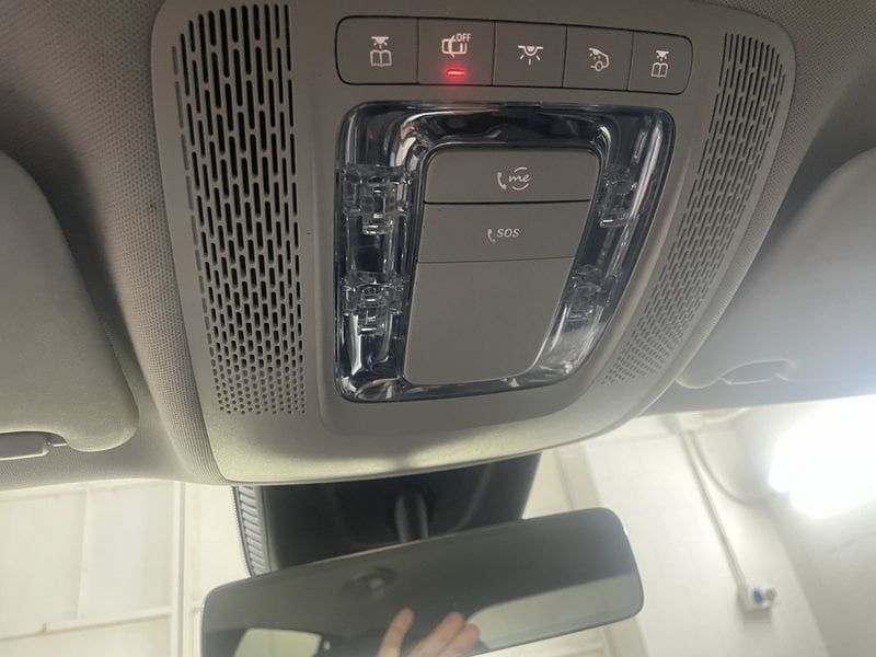 Mercedes-Benz GLA 200 2023