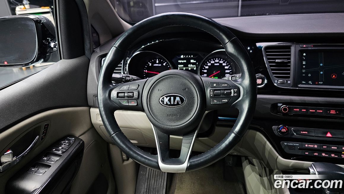 Kia Canival 2017
