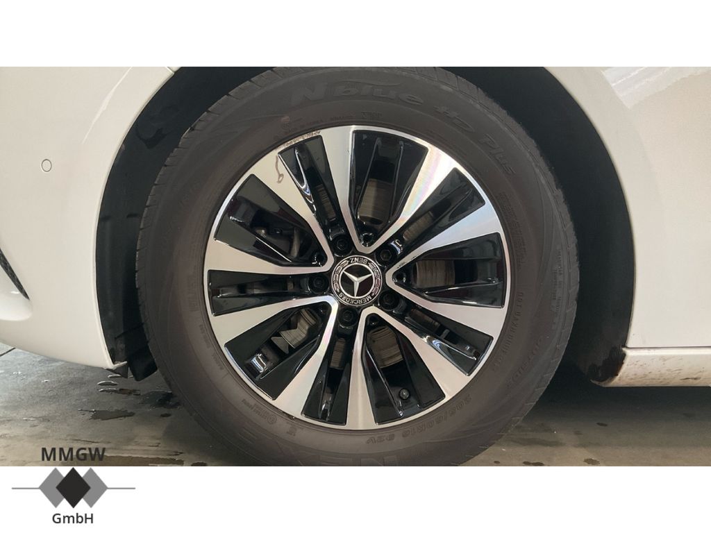 Mercedes-Benz B 180 2022