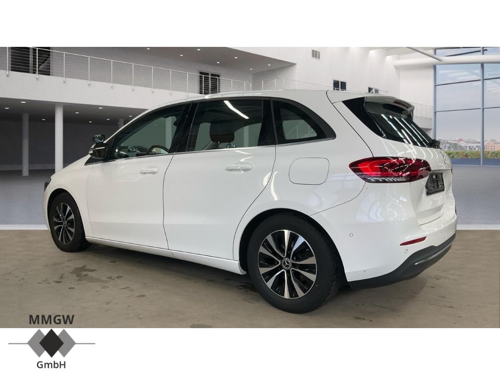 Mercedes-Benz B 180 2022