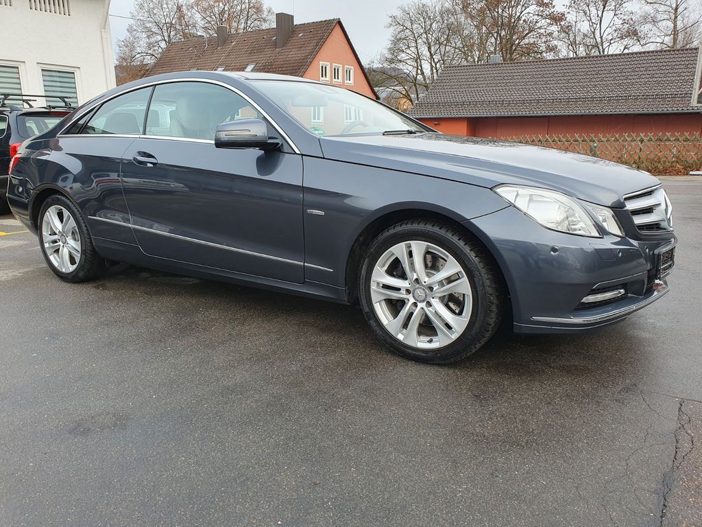 Mercedes-Benz E 350 2011