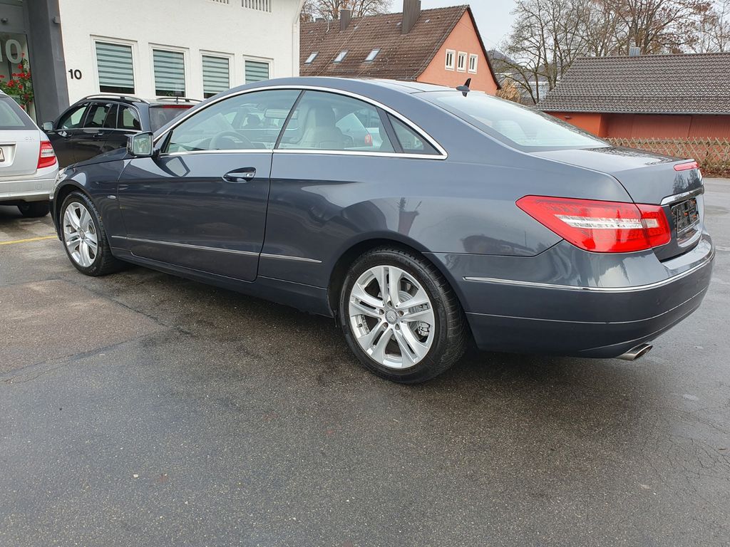 Mercedes-Benz E 350 2011