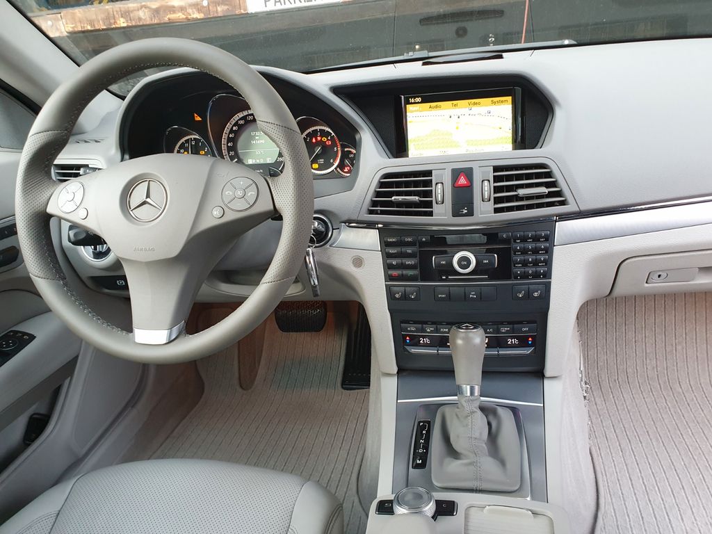 Mercedes-Benz E 350 2011