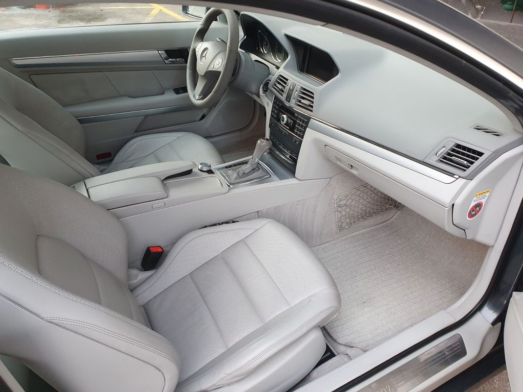 Mercedes-Benz E 350 2011