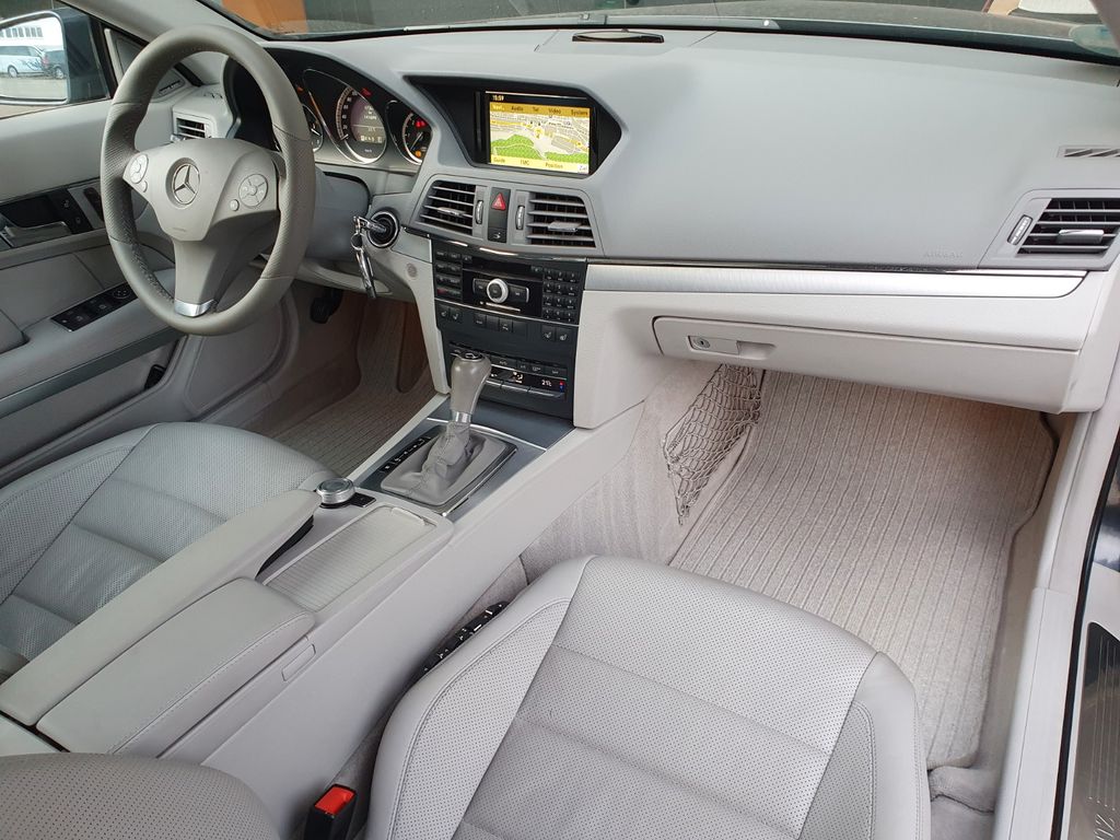 Mercedes-Benz E 350 2011