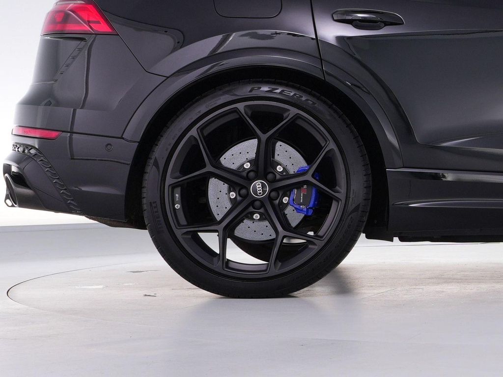 Audi RSQ8 2025