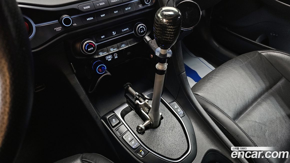 Hyundai Veloster 2019