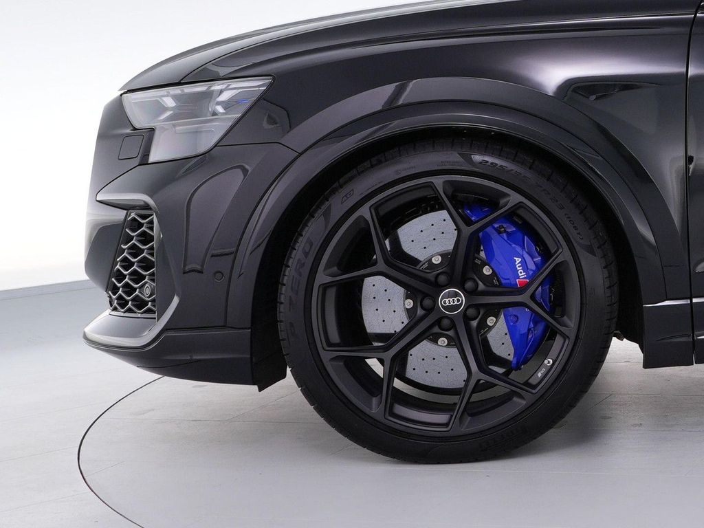 Audi RSQ8 2025
