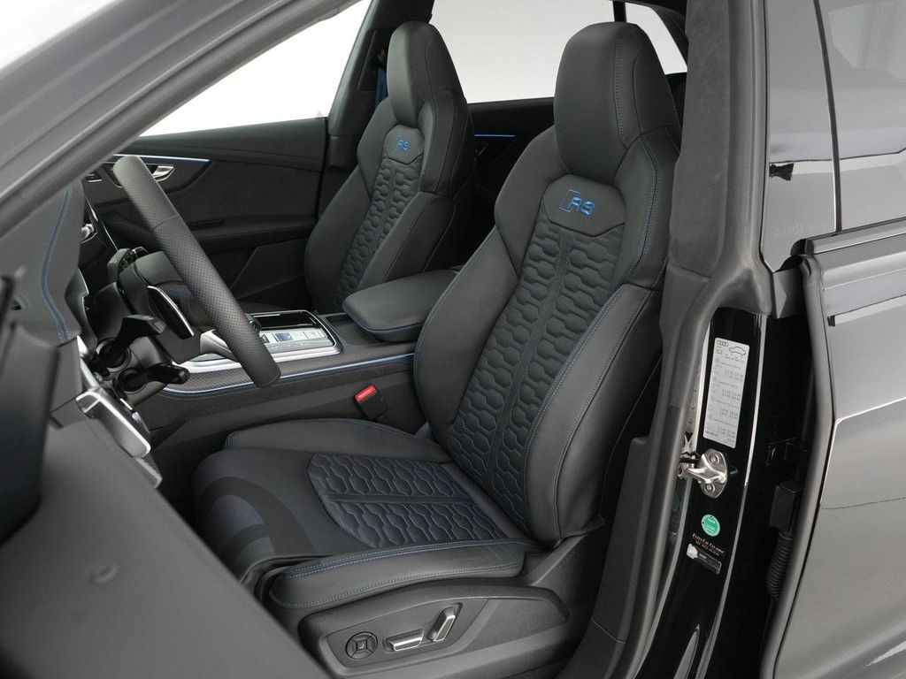 Audi RSQ8 2025