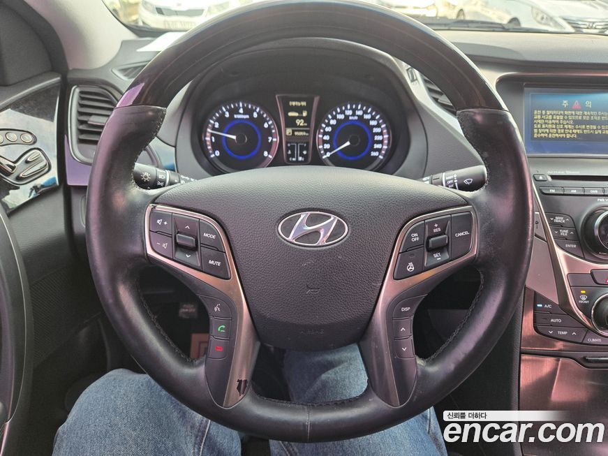 Hyundai Grandeur 2013