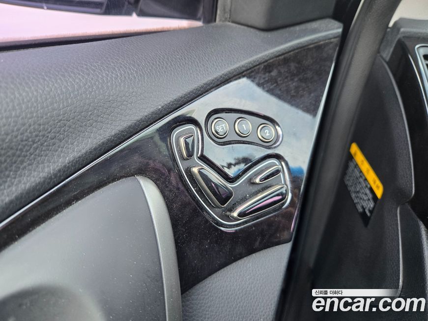 Hyundai Grandeur 2013