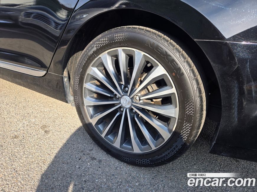 Hyundai Grandeur 2013