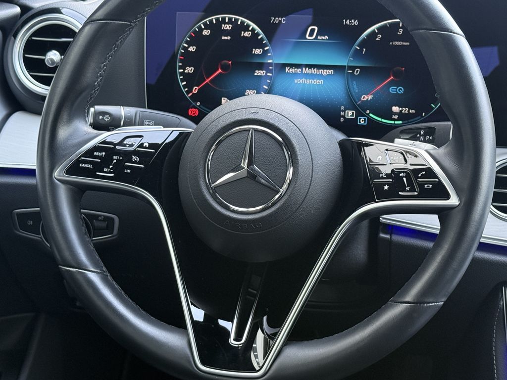 Mercedes-Benz E 300 2022