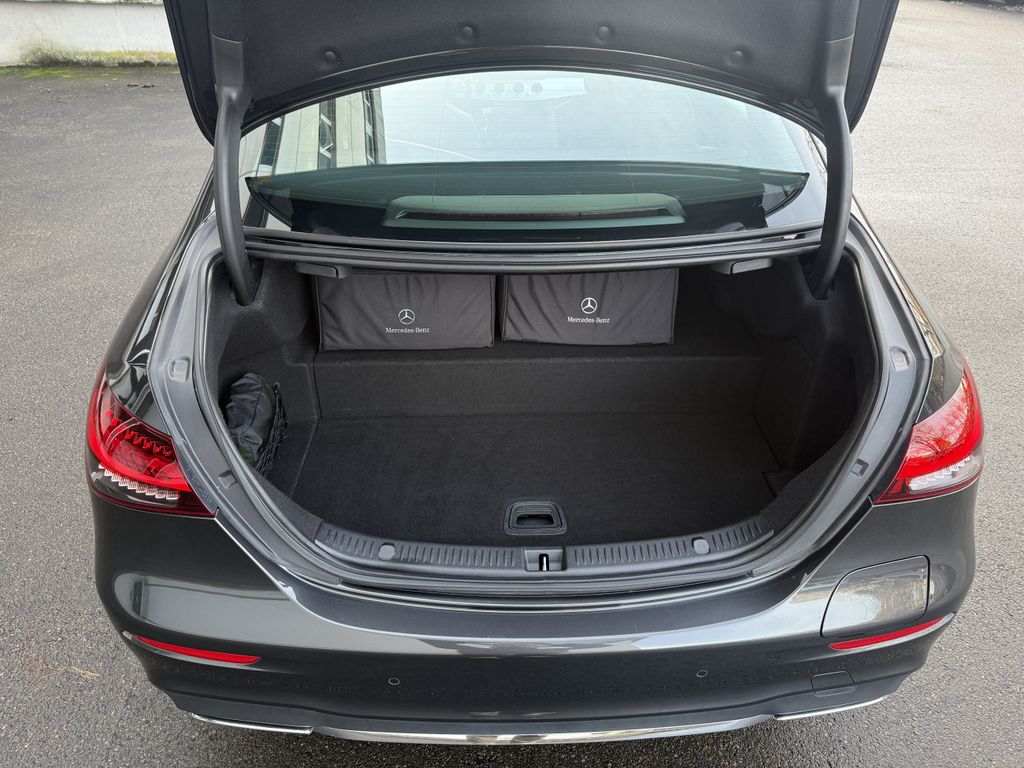 Mercedes-Benz E 300 2022